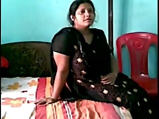 VID-20170724-PV0001-Delhi Okhla (ID) Hindi 38 yrs old married hot and sexy housewife aunty (Black chudidhar) fucked by her 47 yrs old married husband sex porn movie